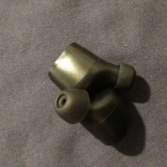 Skull candy wireless bluetooth ear buds - Picture 3 of 4